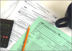 Should You File Your Taxes Yourself?