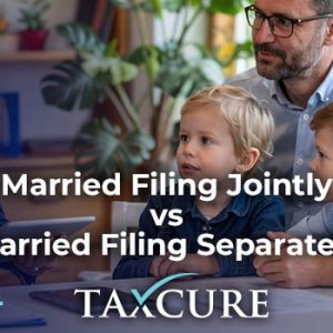 Should You File Jointly or Separately From Your Spouse?